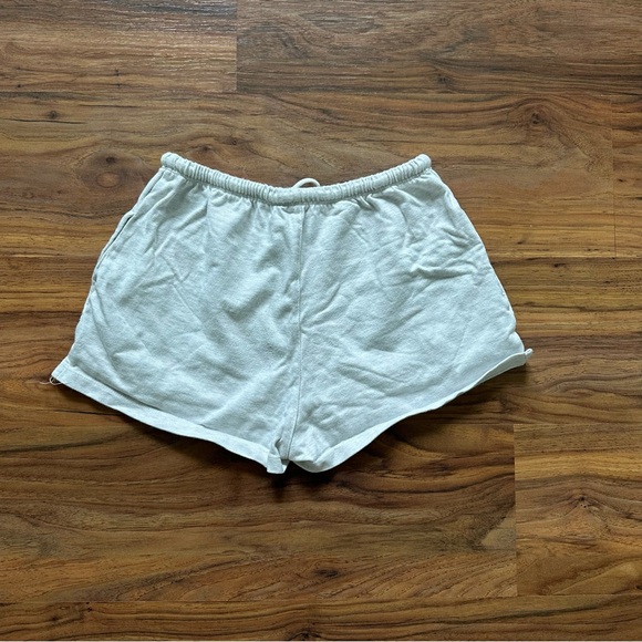 Brandy Melville Light Grey Sweatshorts - Picture 3 of 3